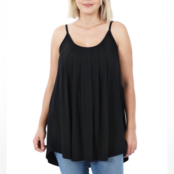 Zenana Outfitters Tops - Zenana pleated tunic length swing tank top black